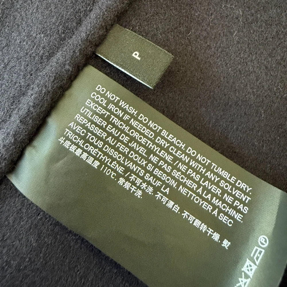 Theory Double-Breasted Coat in Double-Face
Wool-Cashmere - Picture 6 of 10